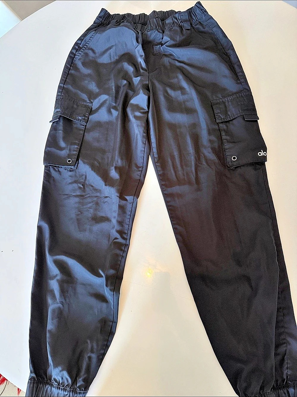 Alo Women's Cargo Jogger Pants in Black Like New